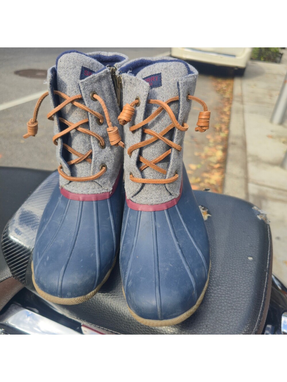 Sperry Women's Grey and Navy Duck Boots Size 7